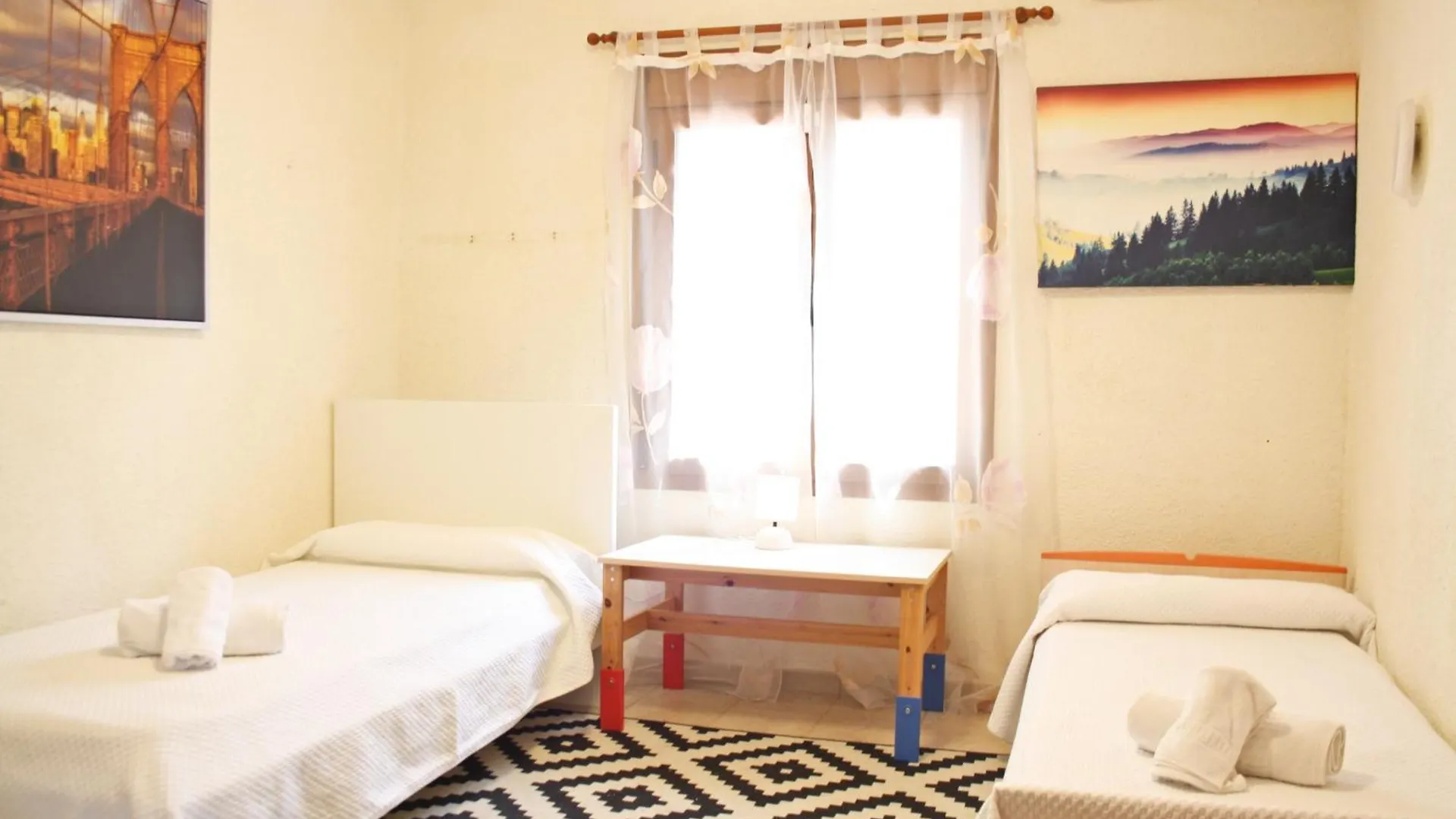 펜션 Latorre Seafront Villa 캠브릴스