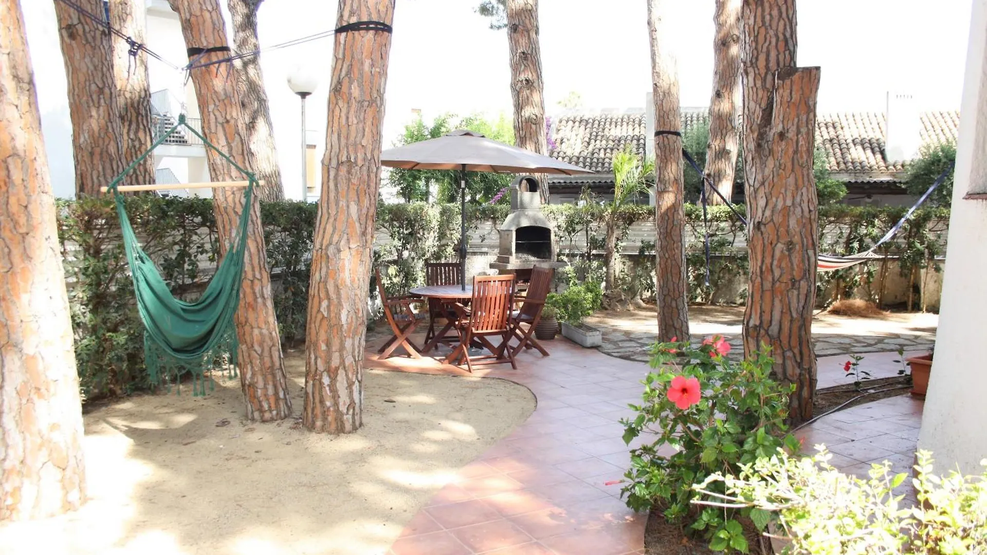 Latorre Seafront Villa Cambrils 0*,